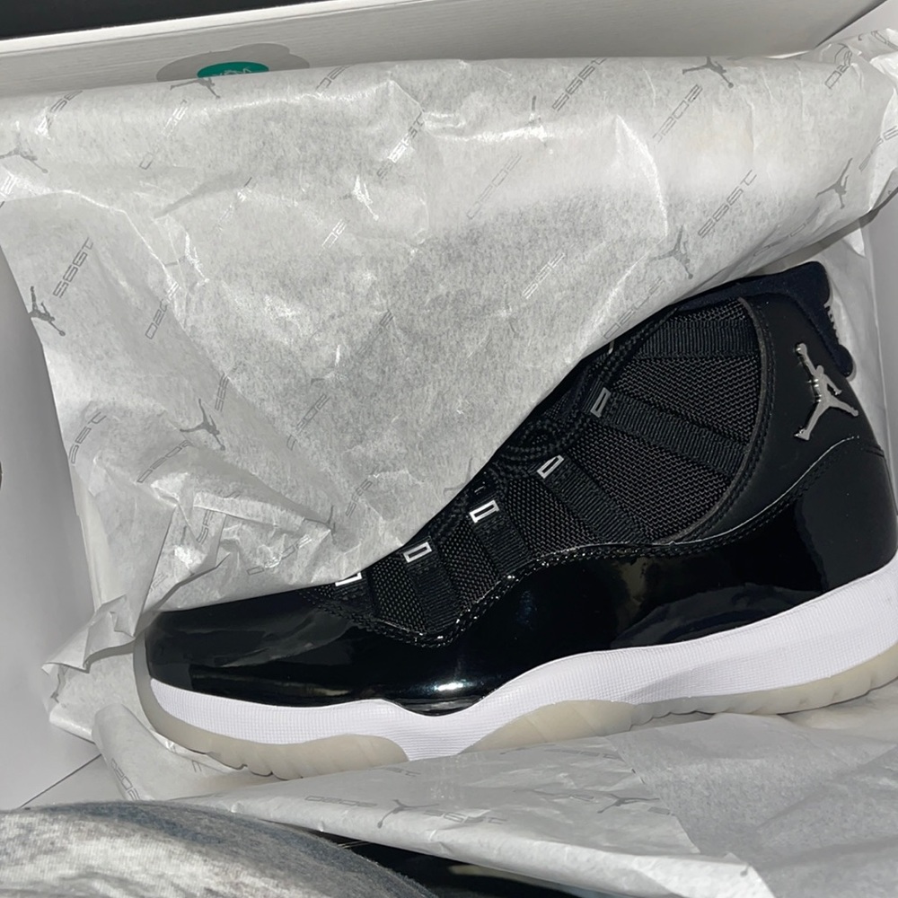 Jordan11 women